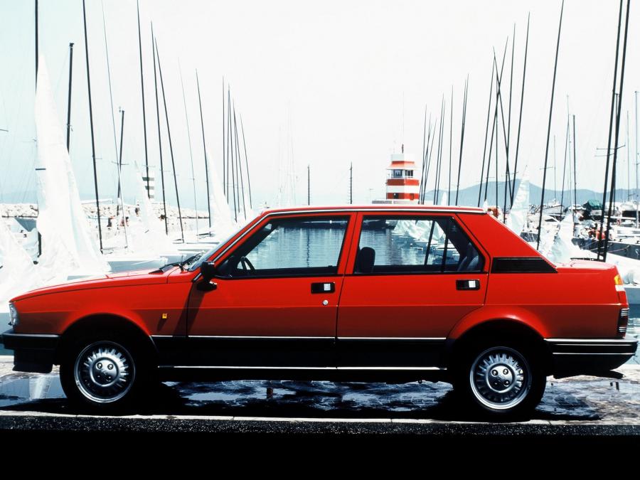  Alfa Romeo Giulietta (116) 1983 года  (фото 5 из 7)